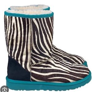 Vintage Zebra UGG size 7